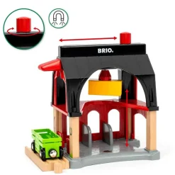Accessoire pour circuit de train en bois : grange des animaux - Brio