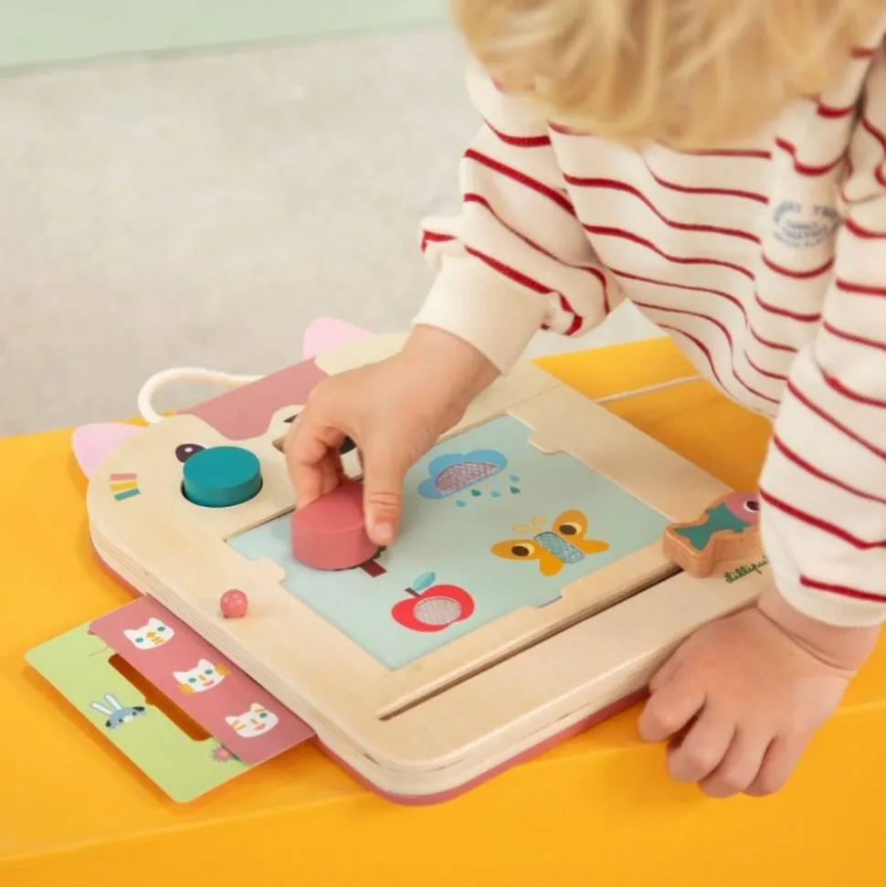 ARDOISE MAGIQUE EN BOIS JEANNE LE CHAT - Lilliputiens