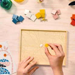 Atelier 72, mosaïque libellule - Djeco