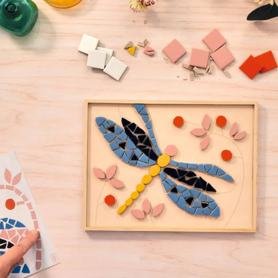 Atelier 72, mosaïque libellule - Djeco