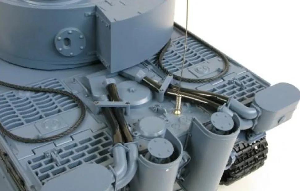 Char Panzer Tiger RC 1:16eme son et fumée - Amewi