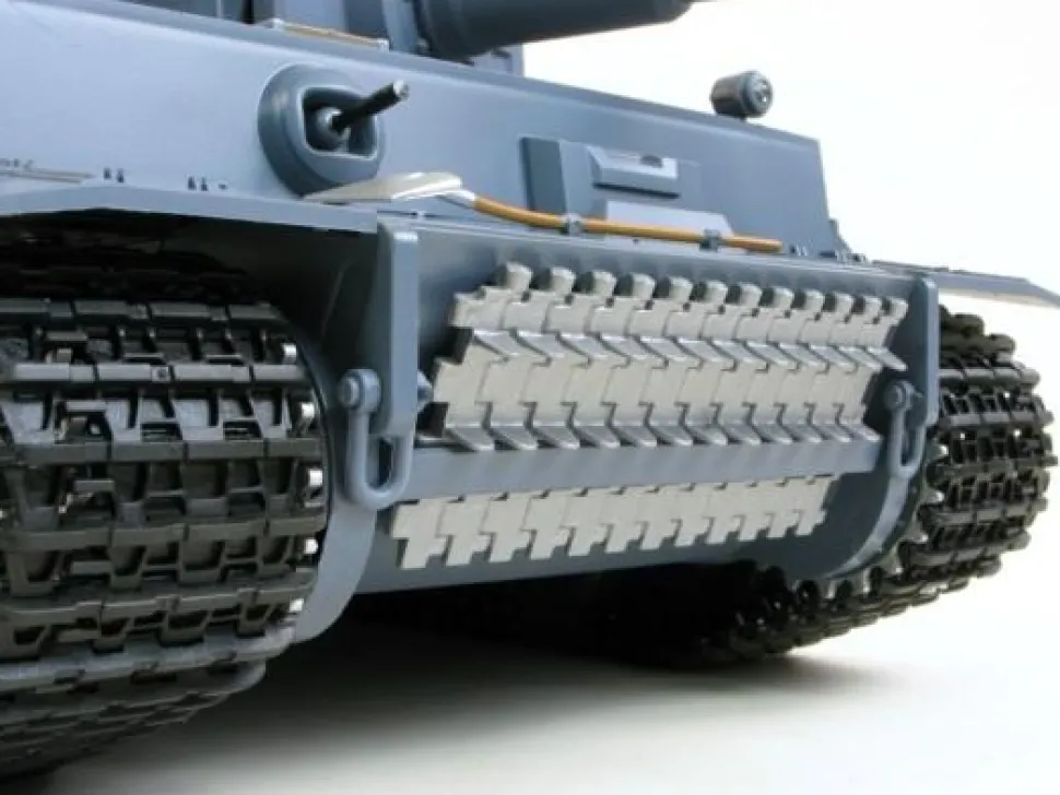 Char Panzer Tiger RC 1:16eme son et fumée - Amewi