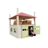 Grange à foin en bois avec grenier et toit réglable en hauteur rose (1:32) - Kids Globe Horses