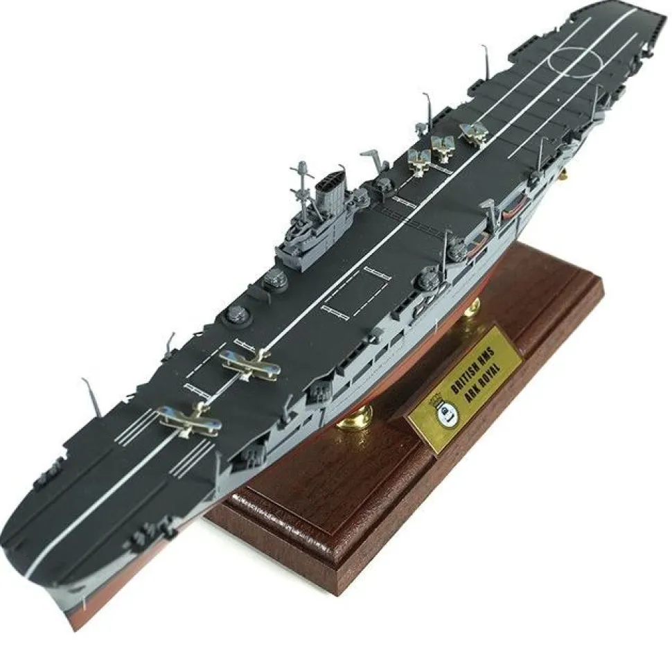 HMS Ark Royal Carrier 1/700 - Force Of Valor