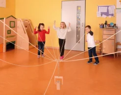 Jeu de coordination, tour de Froebel - Eduplay