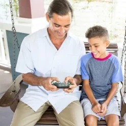 Jeu électronique de mémoire : BrainBolt - Learning Resources