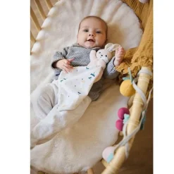 Kaloo Carré Douceur : Doudou Lapin Blanc Délicat - Kaloo