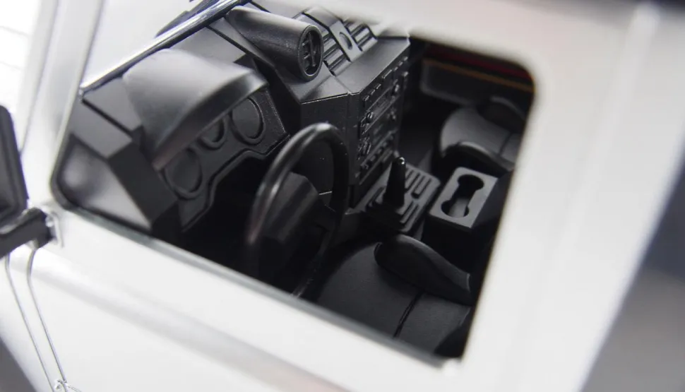 Land Rover Defender 90 4WD 1/12 RTR - Amewi