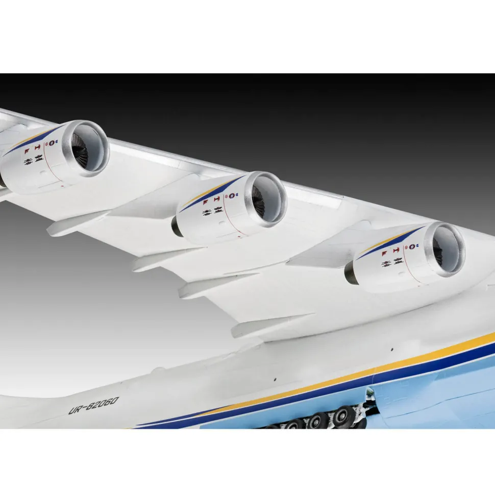 Maquette avion : Antonov AN-225 Mrija - Revell