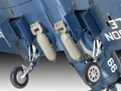Maquette avion : F4U-4 Corsair - Revell