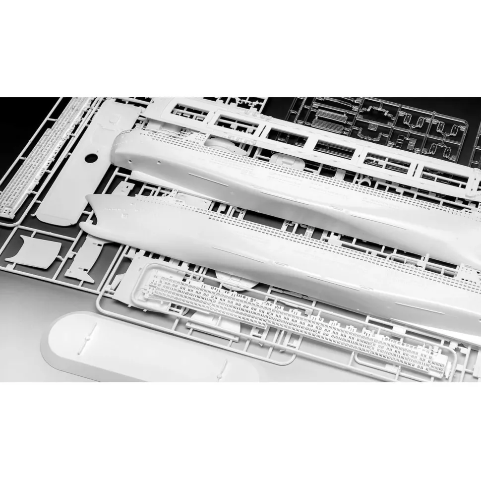 Maquette bateau : Queen Mary 2 - Revell