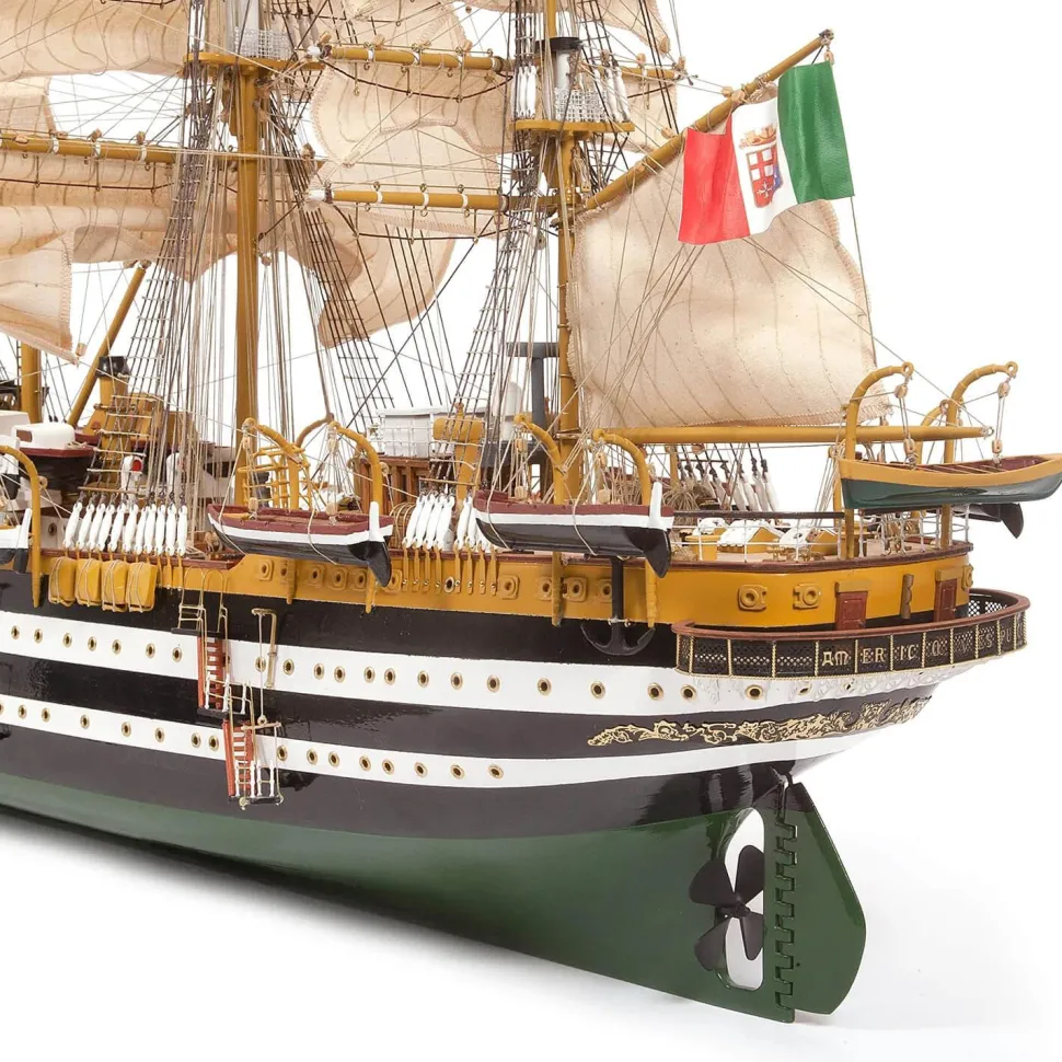 Maquette bateau en bois : Amerigo Vespucci - OCCRE