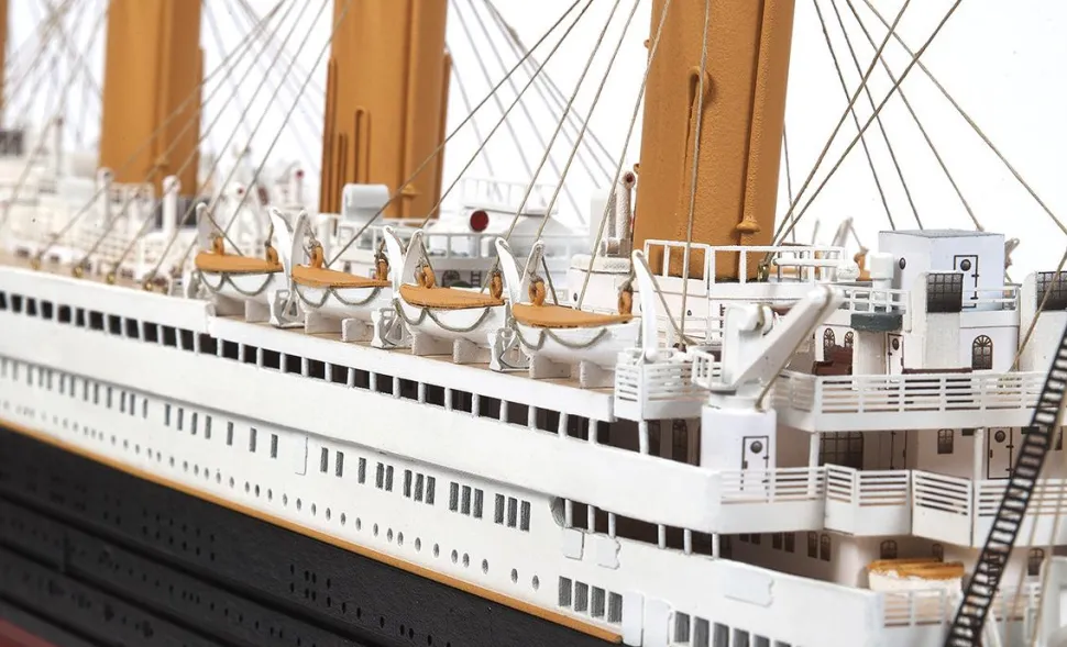 Maquette bateau en bois : RMS Titanic - OCCRE