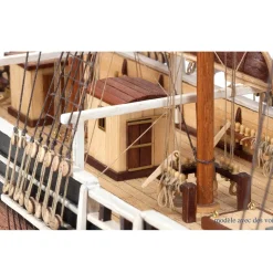 Maquette bateau en bois : Essex - OCCRE
