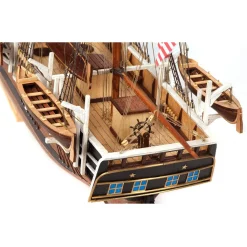 Maquette bateau en bois : Essex - OCCRE