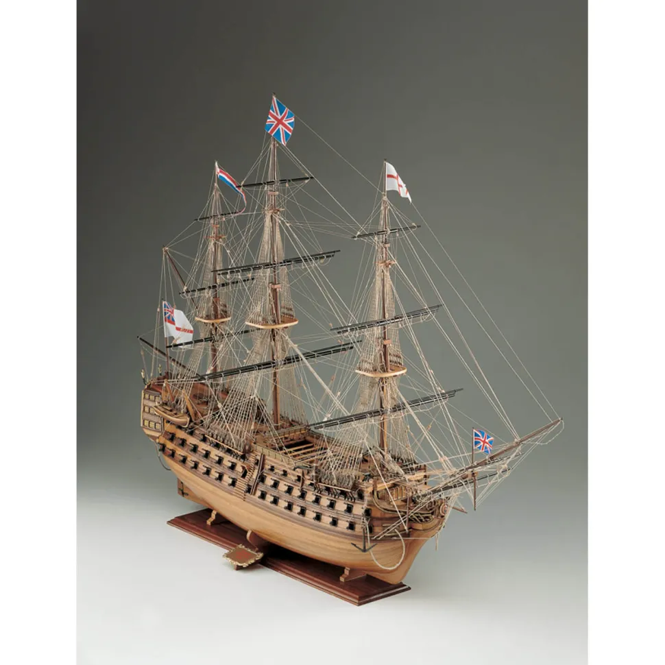 Maquette bateau en bois : HMS Victory - Corel