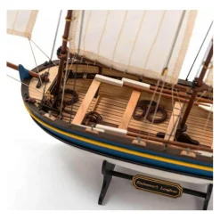 Maquette bateau en bois : Canot du Capitaine HMS Endeavour - Artesania
