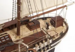 Maquette de bateau en bois : Endurance - OCCRE