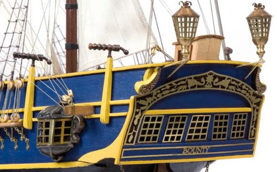 Maquette de bateau en bois : Bounty - OCCRE