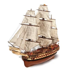 Maquette de bateau en bois : Montanes - OCCRE