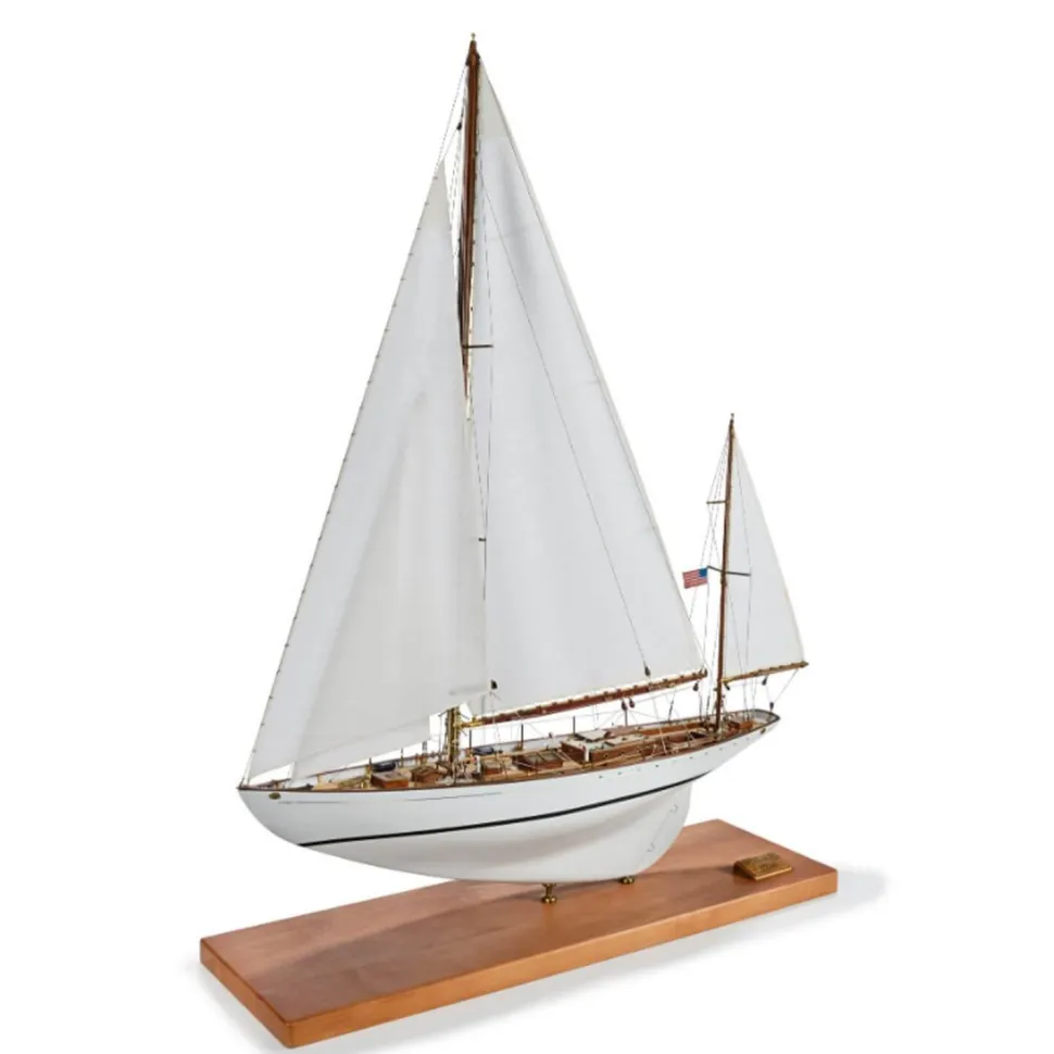 Maquette de bateau en bois : Dorade - Amati