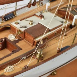 Maquette de bateau en bois : Dorade - Amati