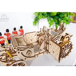 Maquette en bois : Carosse royal, modèle mécanique - Ugears