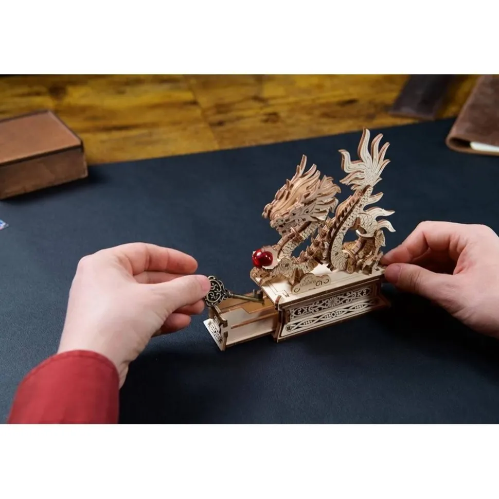 Maquette en bois : Dragon en 1:1 - Ugears