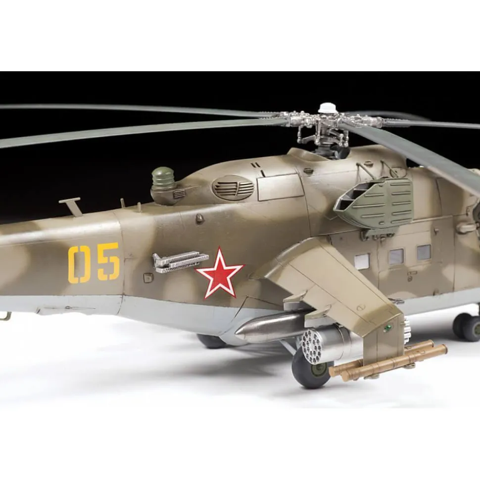 Maquette hélicoptère : Mil Mi-24V/VP - Zvezda