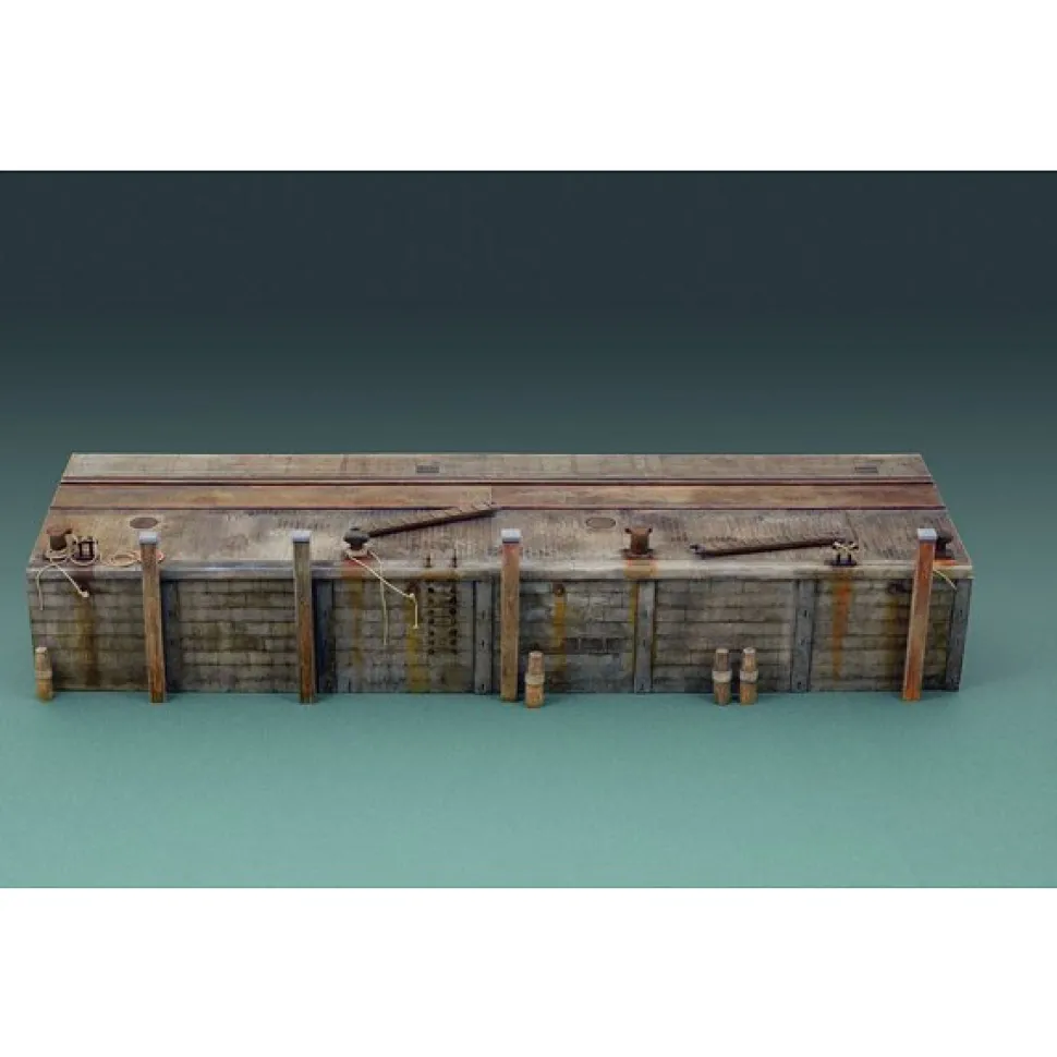 Maquette quai de port - Italeri