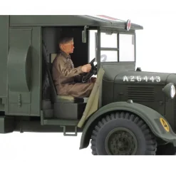 Maquette vehicule militaire : British 2to. 4x2 Ambulance - Tamiya