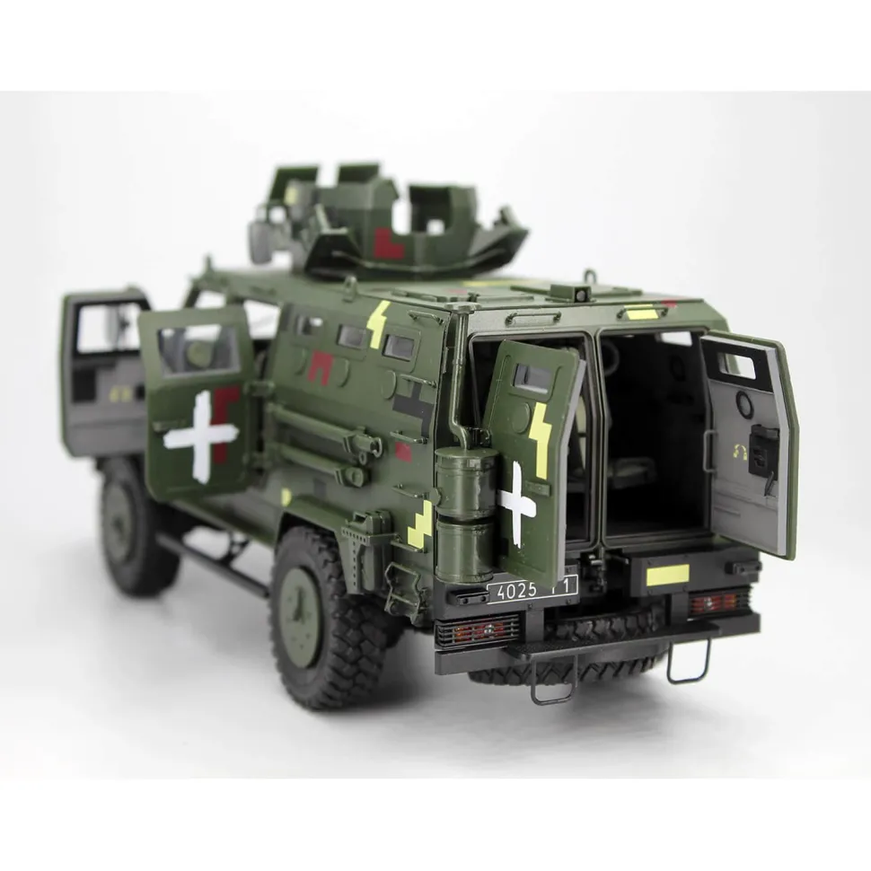 Maquette véhicule militaire : Kozak-2, Véhicule blindé ukrainien de classe MRAP - ICM