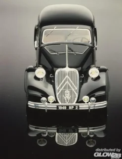 Maquette voiture : Citroën 15 CV - Heller