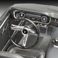 Maquette voiture : Ford Mustang 2+2 Fastback 1965 - Revell