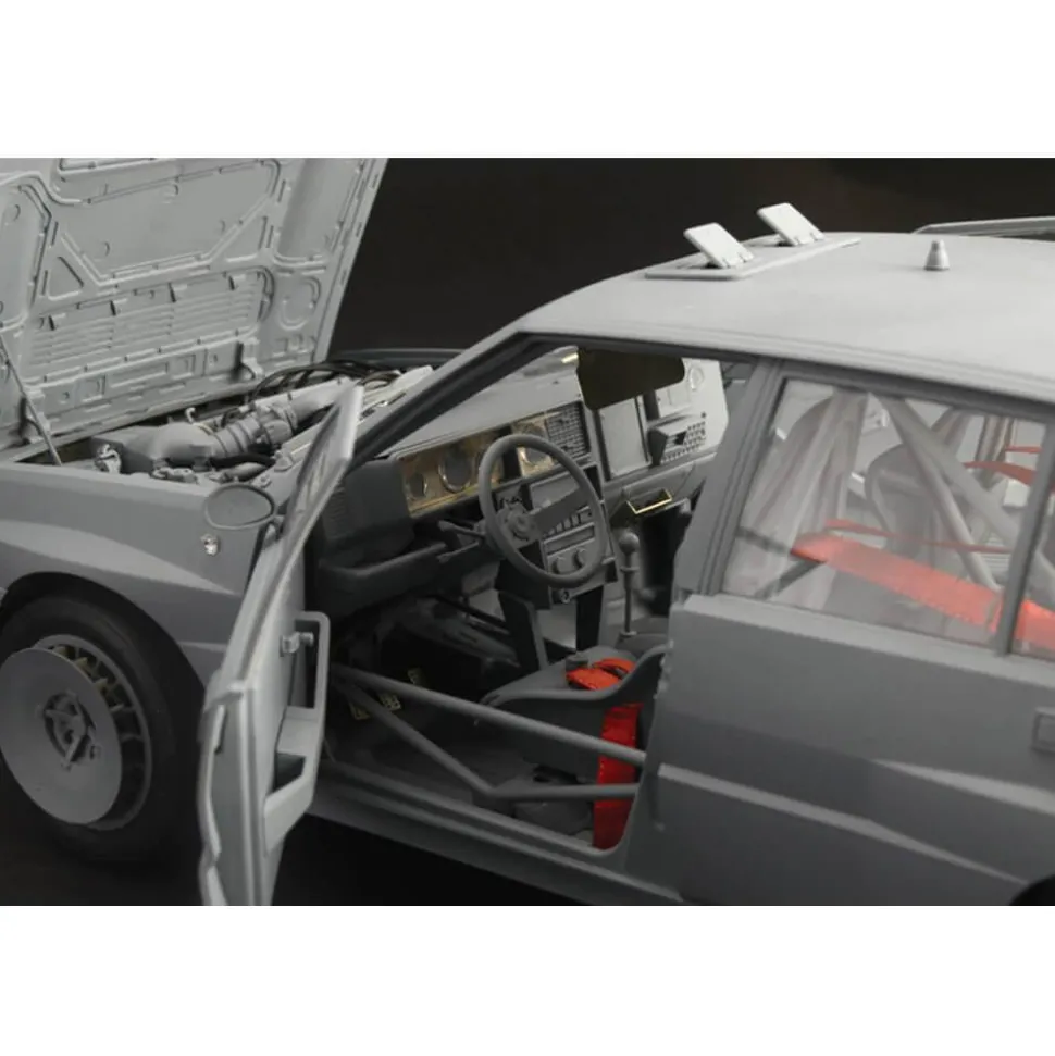 Maquette voiture : Lancia Delta HF Intégrale 16V - Italeri