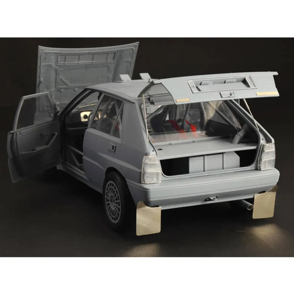 Maquette voiture : Lancia Delta HF Intégrale 16V - Italeri