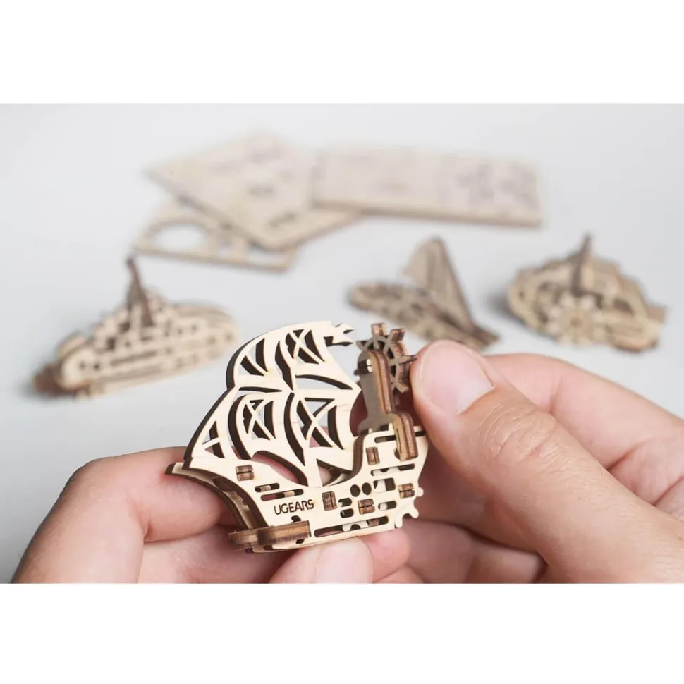 Maquettes en bois bateaux miniatures : Navire, voilier, bateau, sous-marin - Ugears