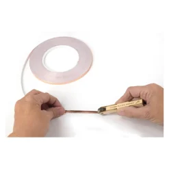 Micro Outil pour Rivets 17x5 mm pour Coque Maquette de Bateau - Artesania