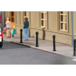 Modélisme HO : 10 Bornes en fer (10 pièces) - Faller