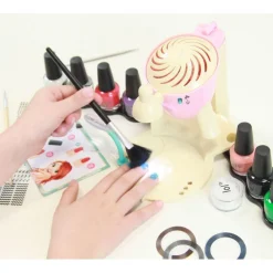 Nail art - Professional studio - Buki France