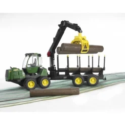 Porteur forestier John Deere 1210E - Bruder