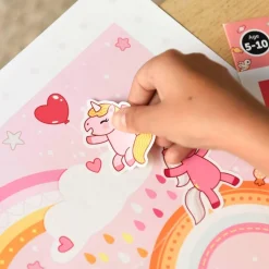 Poster créatif + 150 stickers : LICORNES - Poppik