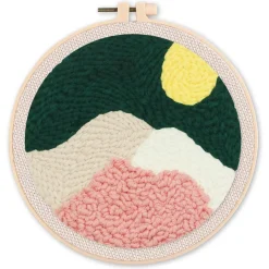 Punch Needle : Les Deux Pics - avec cadre - Figured'Art