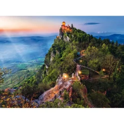 Puzzle 1000 pièces : Photo Odyssée : Tour Cesta, Saint Marin - Trefl