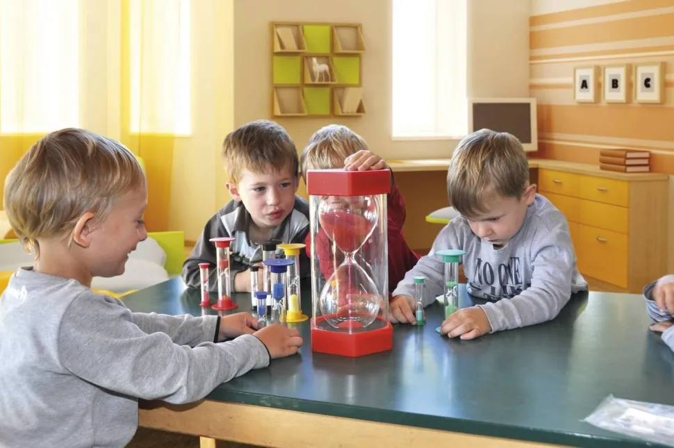 Sablier giga 30 cm, 60 min noir - Eduplay