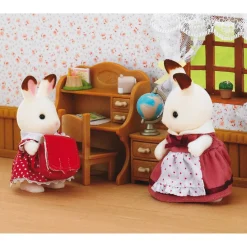 Sylvanian Family 5016 : Fillette lapin chocolat dans le bureau - Sylvanian Families