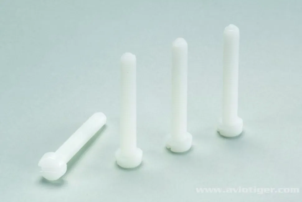 Vis Tete Cyl M4X16 Nylon (5) - GF-0310-007 - Gforce